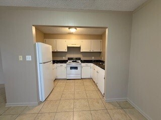 Foto del edificio - 45147 Durbin Rd