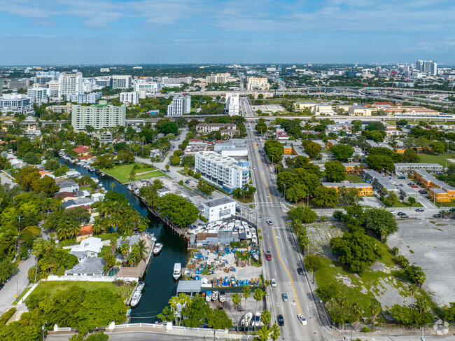 820 NW 7th Ave, Miami, FL, 33136 - The Atrium at Spring Garden