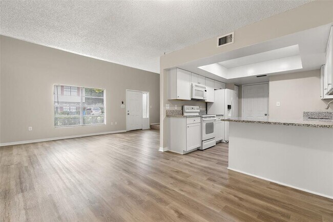 Building Photo - 715 Gasparino Ct