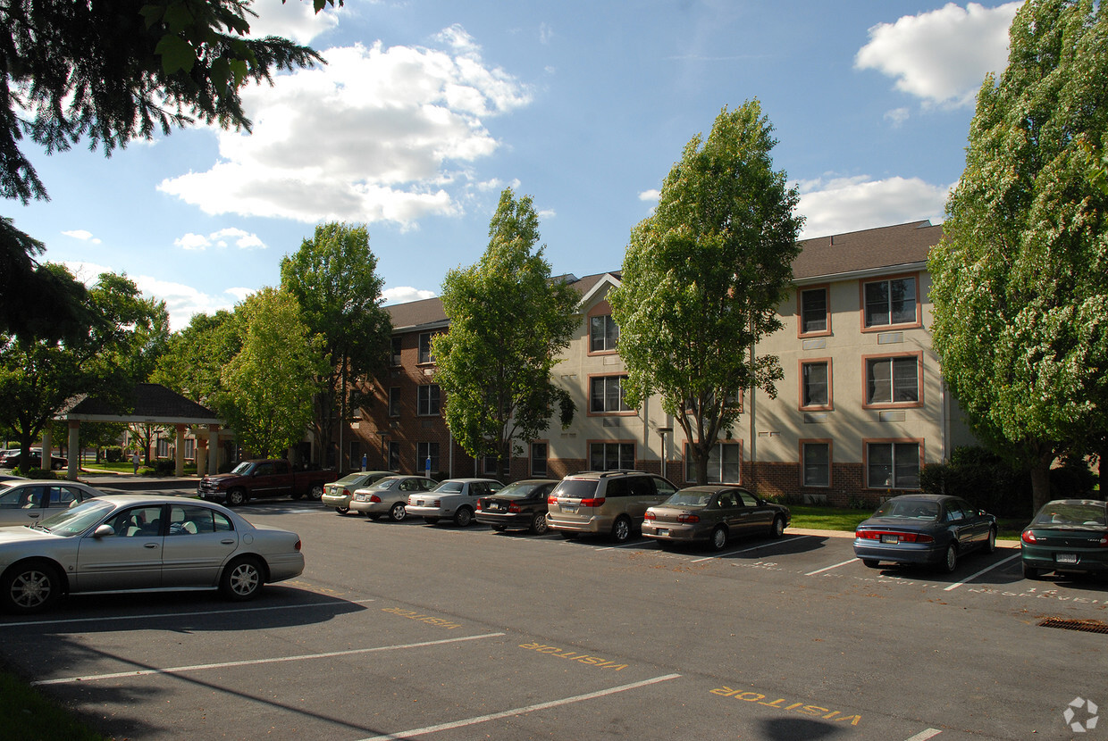 Primary Photo - Village Garden Apartments