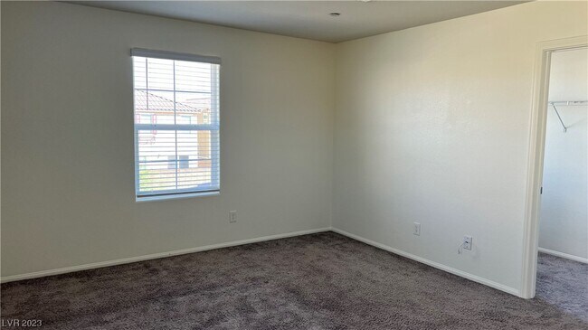 Foto del edificio - 7040 Coyote Mesa St
