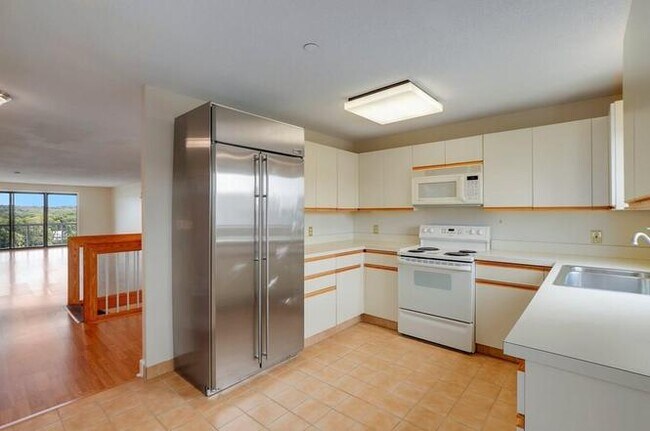 Foto del edificio - 65 Lake Ave