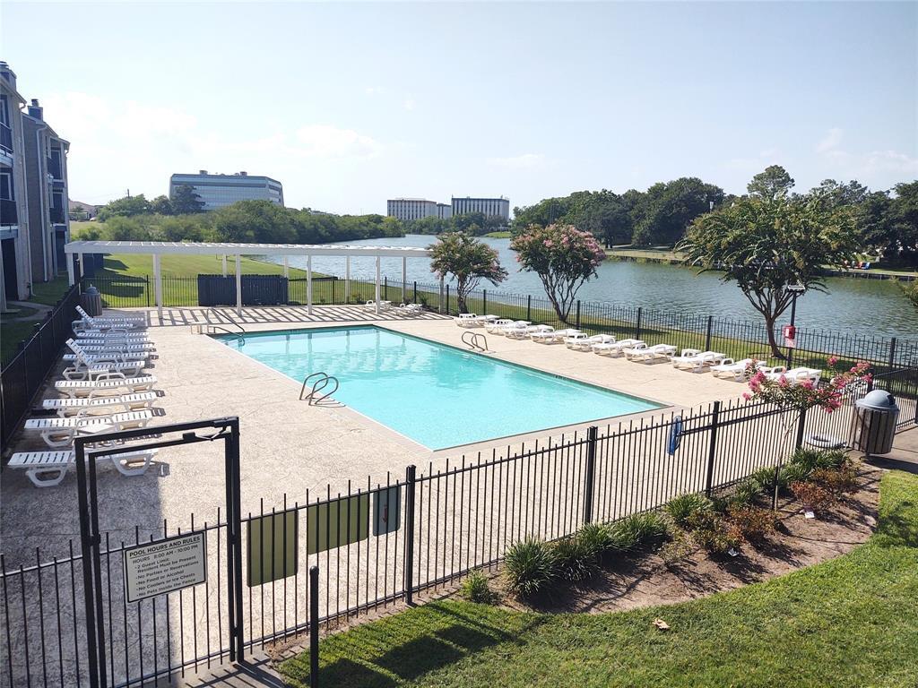 Primary Photo - 18519 Egret Bay Blvd