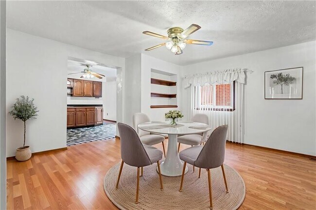 Foto del edificio - 4914 Cypress St