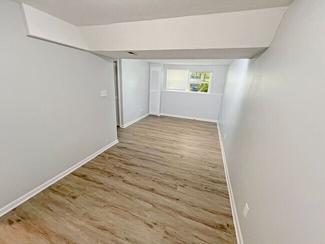 Foto del edificio - 19220 E 5th Ct N