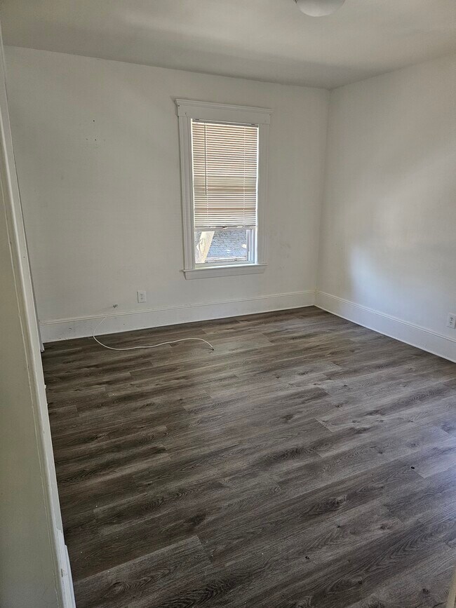 Bedroom 1 - 25 Sunset Ave