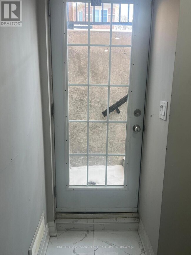 Photo du bâtiment - 161 Tiller Trail