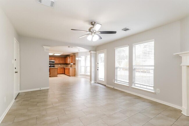 Building Photo - 26106 Oakridge Forest Ln