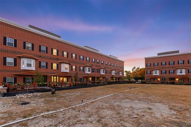 Foto del edificio - 7186 Birch Mews