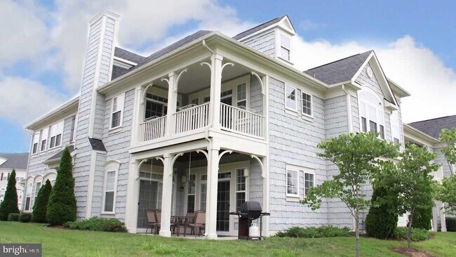 Foto del edificio - 13963 Gullane Dr
