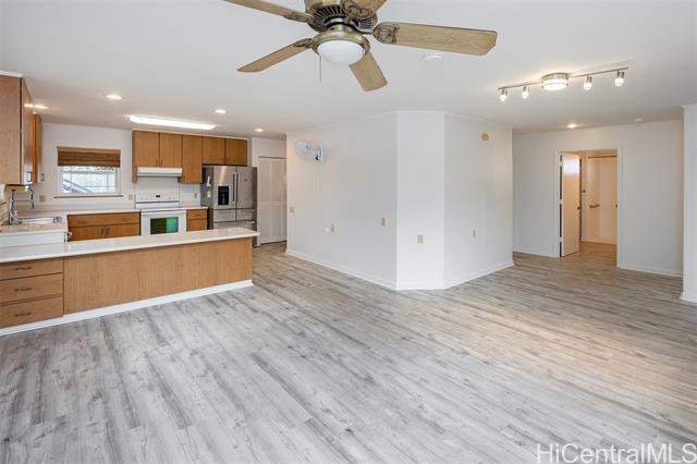 Foto del edificio - 3329 Woodlawn Dr