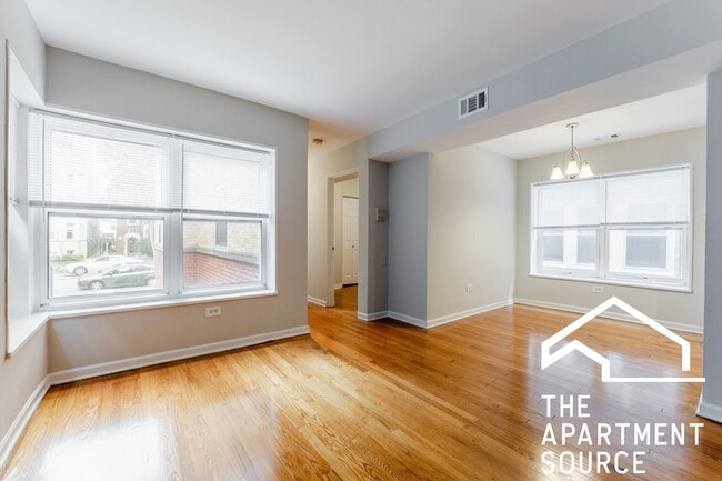 Photo - 6535 N Mozart St Apartment
