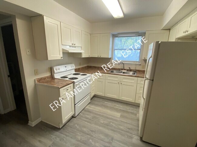 Foto del edificio - 144 Alabama Ave NW