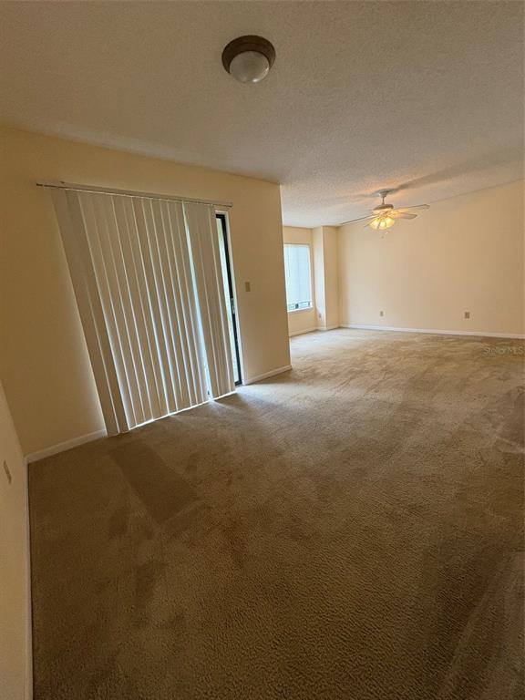 Foto del edificio - 3555 Sable Palm Ln
