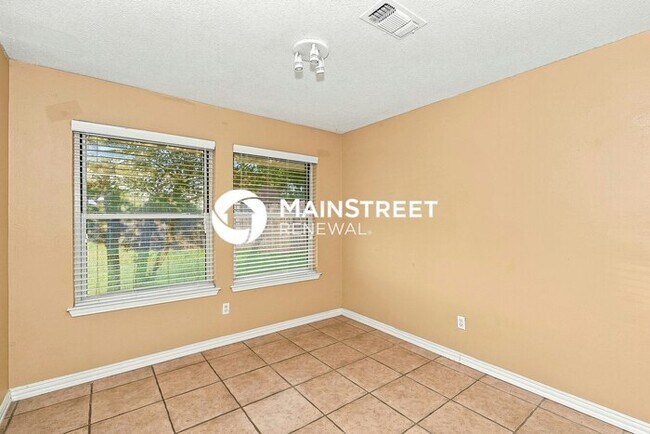 Foto del edificio - 3 Bedroom Pet-Friendly Home in Watauga, TX with Main Street Renewal
