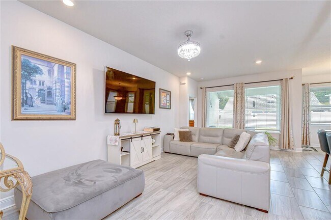 Foto del edificio - 15371 Caravan Ave
