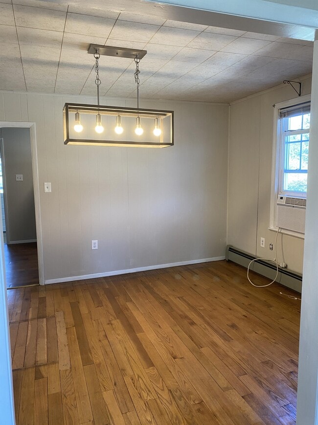 Building Photo - 3304 Clayborne Ave