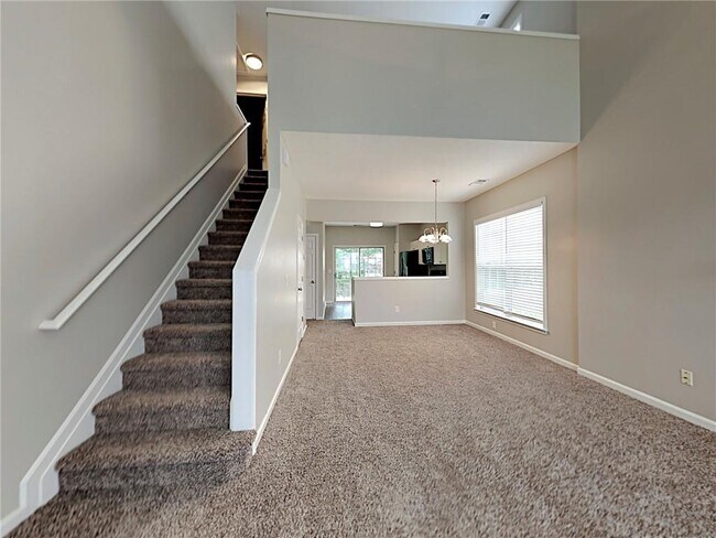 Building Photo - 1621 Heyford Cir NW