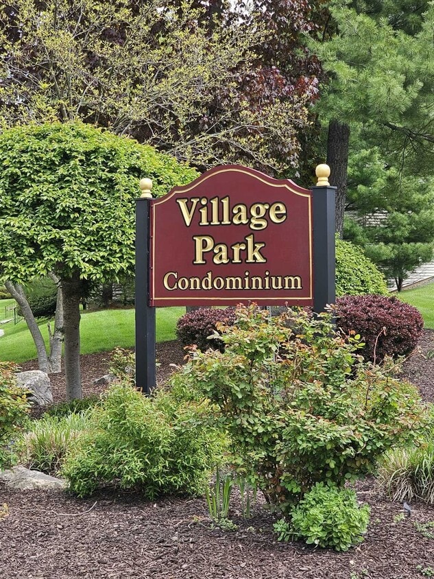 Primary Photo - 22 Village Park Dr