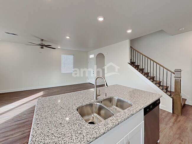 Foto del edificio - 1905 Viaggio Ave