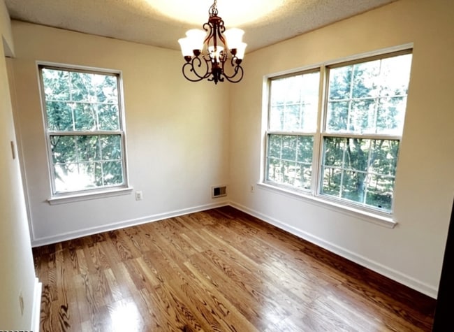 Foto del edificio - 1007 Magnolia Ln