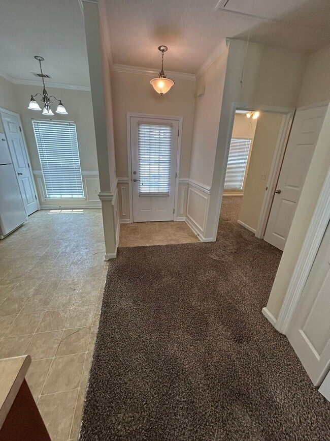 Foto del edificio - Available now! 2 bed/ 2 bath Townhouse in ...