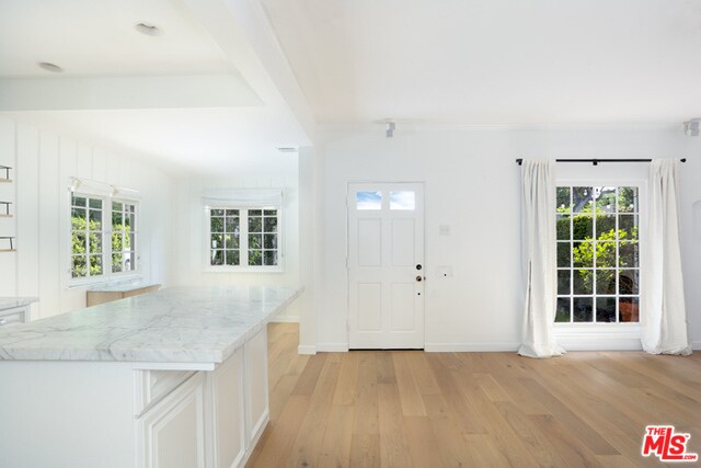 Foto del edificio - 8917 Ashcroft Ave