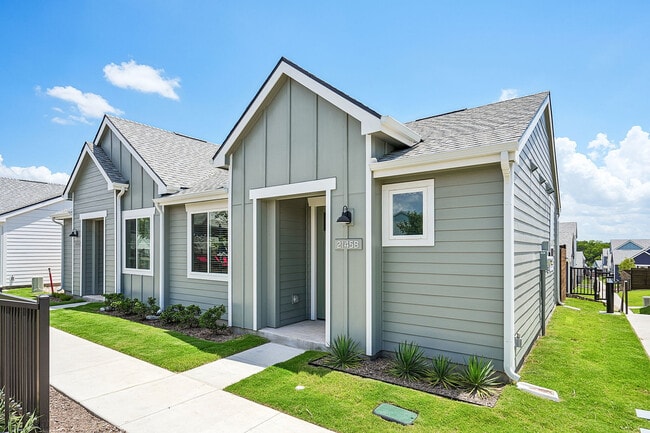 Exterior de la casa YardHomes Rowlett Creek - YardHomes Rowlett Creek