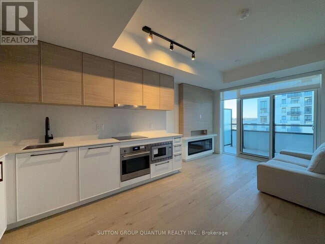 Photo du bâtiment - 1050 Eastern Ave