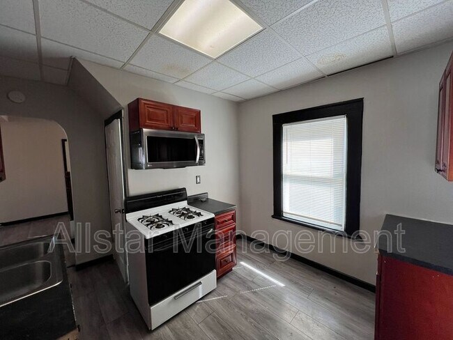 Foto del edificio - 3616 Independence Rd