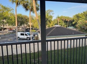 Building Photo - 8750 Royal Palm Blvd