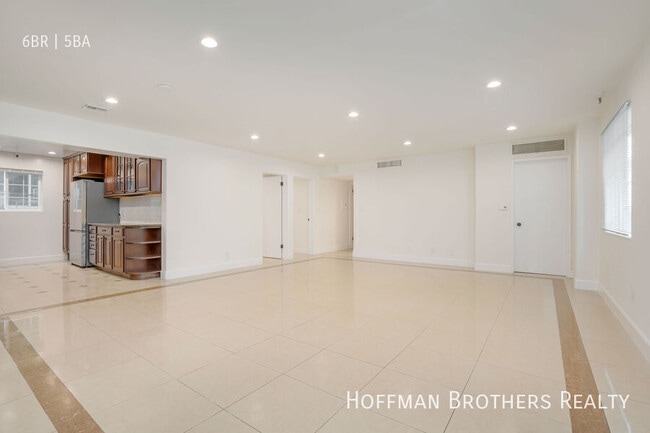 Foto del edificio - 317 S Hamel Rd