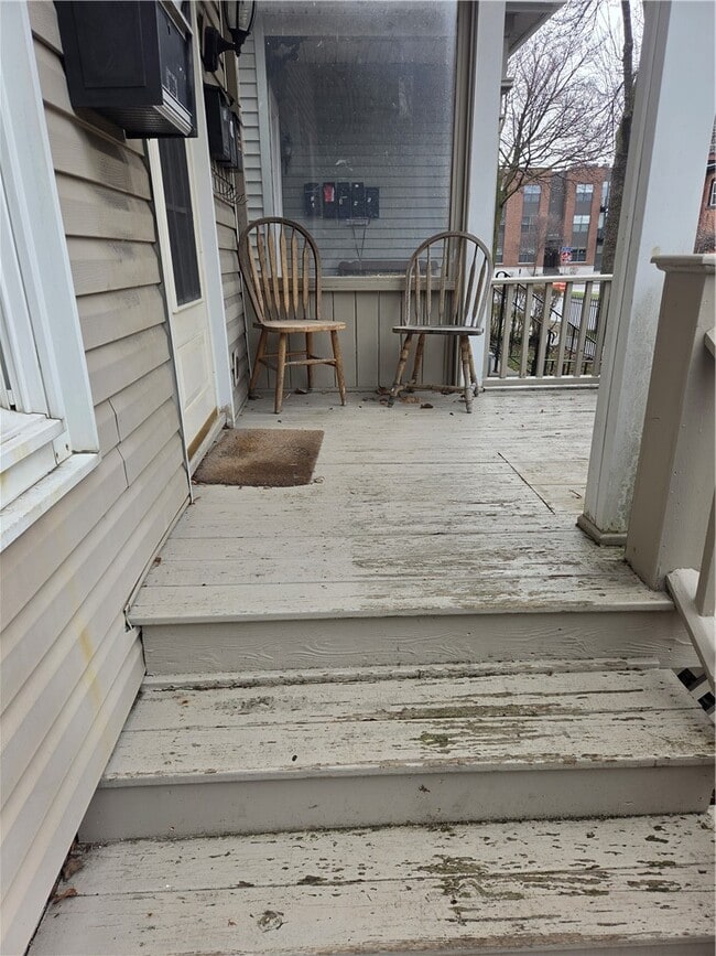 Building Photo - 21 Gardiner Park