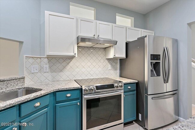 Building Photo - 679 Selva Lakes Cir