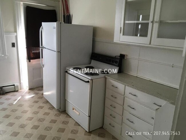 Building Photo - 36 Third St Apt.