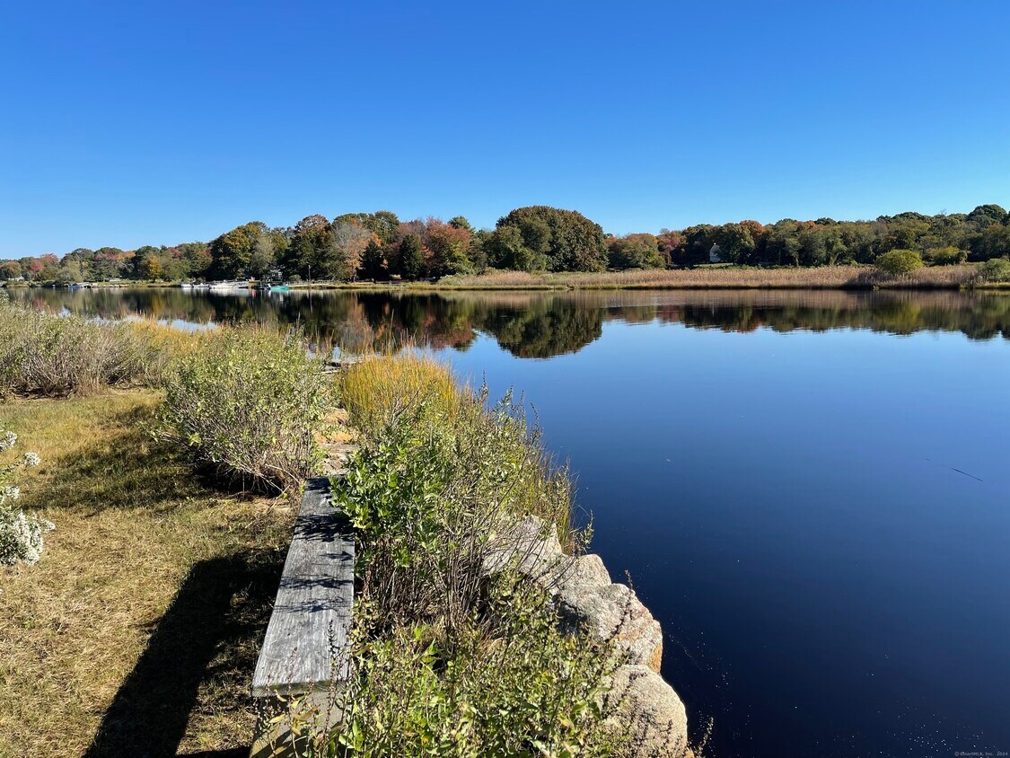 Foto principal - 850 Stonington Rd
