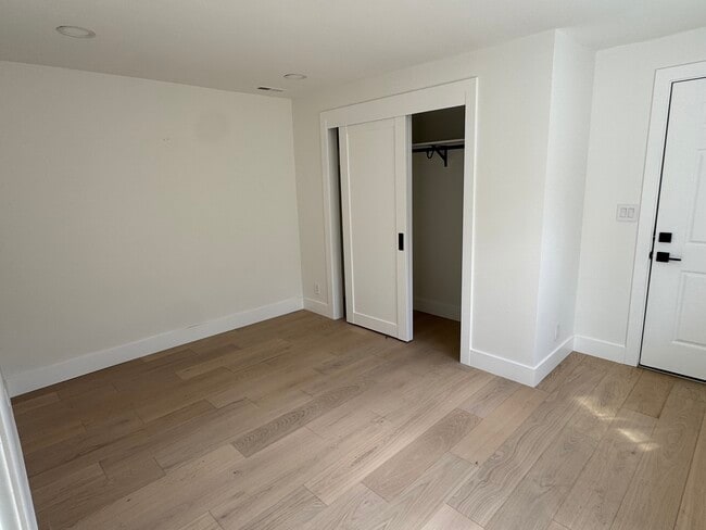 Building Photo - 674 Manzanita Ave