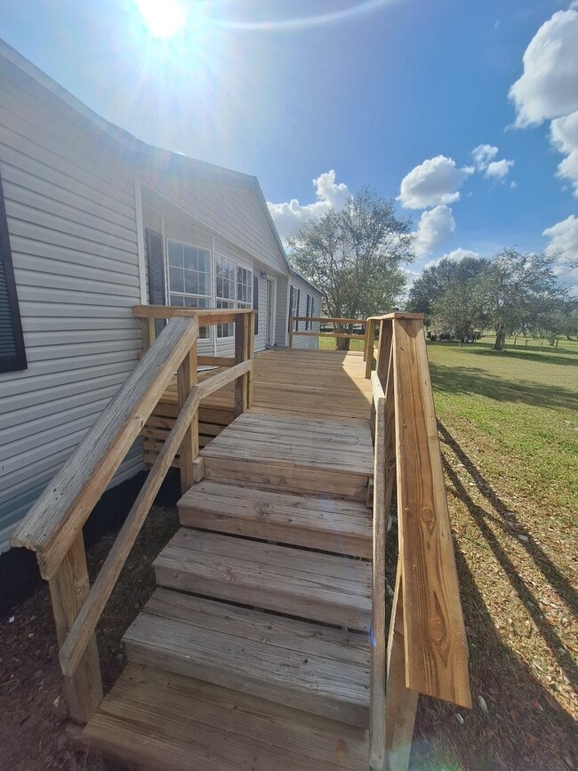 Building Photo - 4452 Roundup Dr