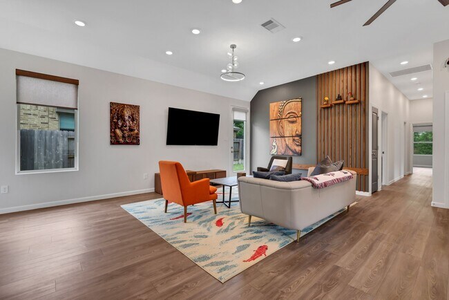 Foto del edificio - 4933 Chester Lk Ln