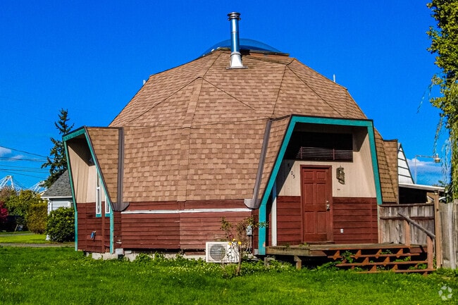 An unusual geodesic-shaped home is for sale in West Fife.