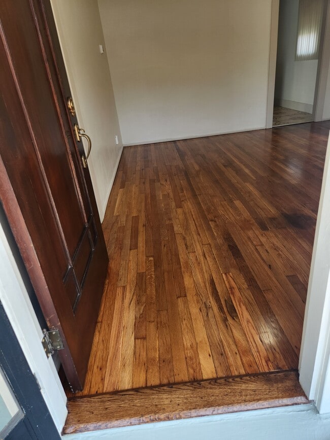 Building Photo - 612 Coronado Ave