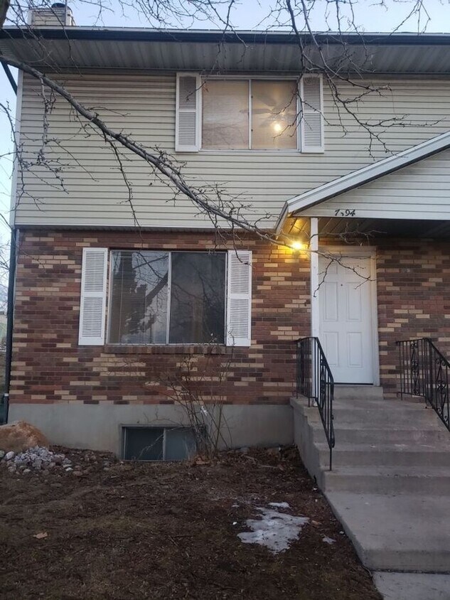 Foto principal - 7350 S Highland Dr