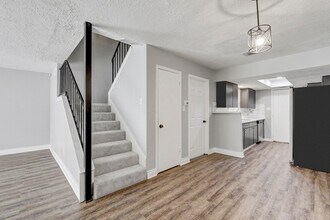 Building Photo - 128 Goodson Dr