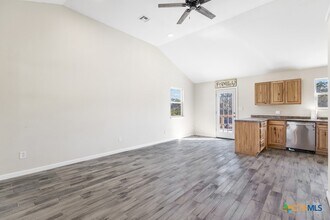 Building Photo - 380 Brushy Crk Trl