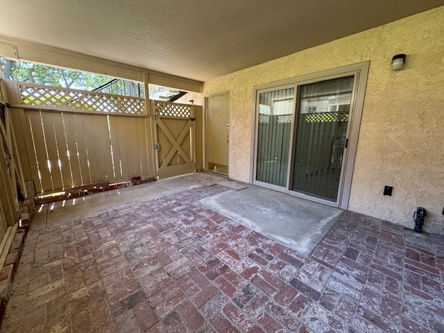 Building Photo - 5525 Capistrano Ave