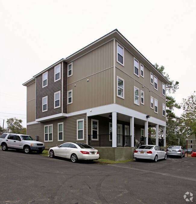 Building Photo - Places On Lorene