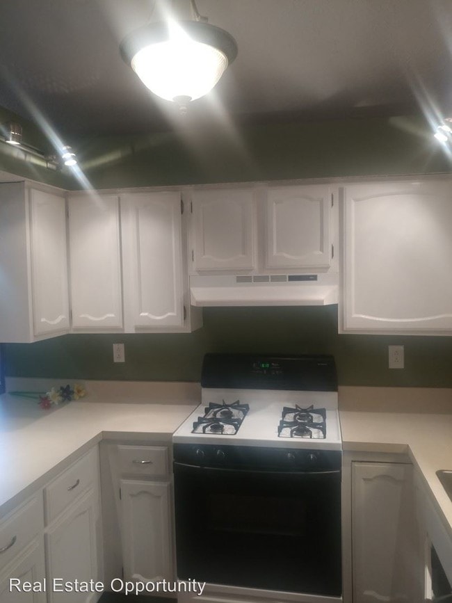 Building Photo - 3 br, 2 bath House - 469 CHERRY RAVINE CT