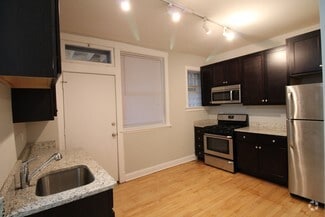 Building Photo - 5340 N Paulina St
