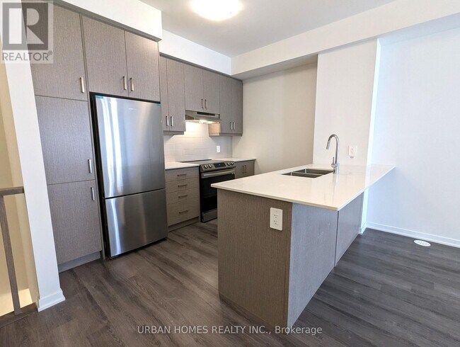 Building Photo - 21 Honeycrisp Cres