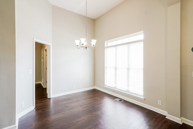 Building Photo - 2178 Loudenslager Dr